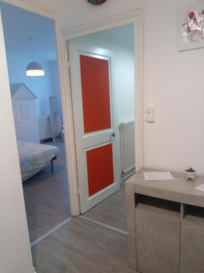 Vieux-Cognac, Chambre Avec Sa Salle De Bain Privative Екстер'єр фото